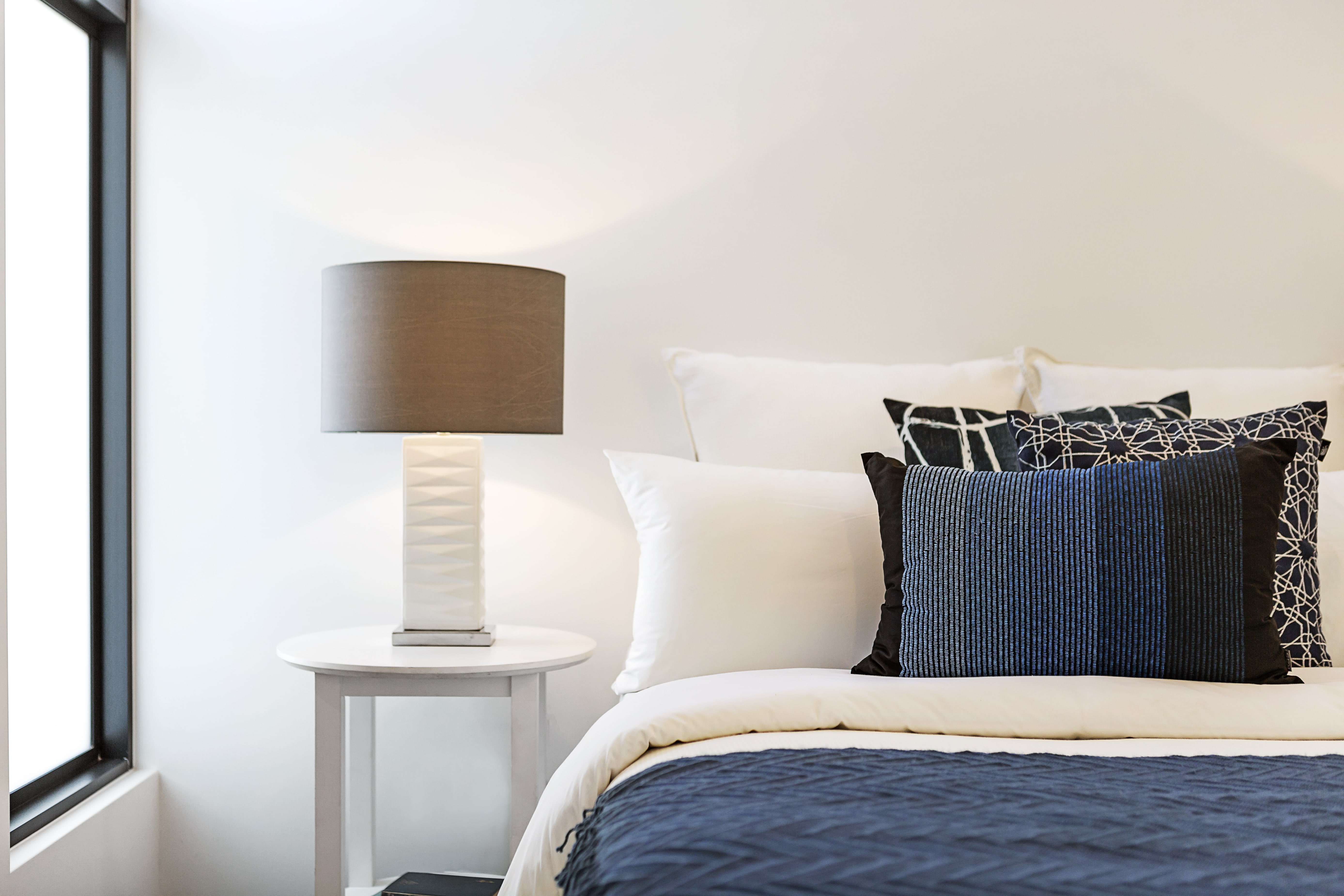 bedside-table-CC4SB4K-min